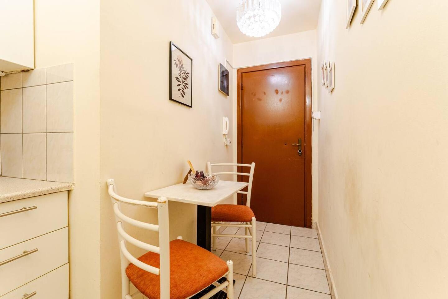 John'S Athenian Beauty 45M2 , Metro 7' 아파트 외부 사진